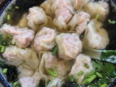 招牌野馄炖-老谢野馄饨(延安路店)