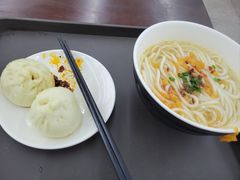 原汤细粉-华中科技大学西二学生食堂