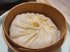 阿婆秃油黄汤包-弄堂小笼包(天津南开大悦城店)