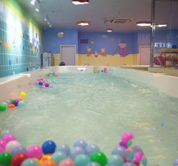 -爱玩爱游亲子母婴(旭辉广场店)