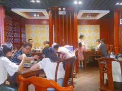 -老兰家传统烧烤炒菜泡馍(小南门店)