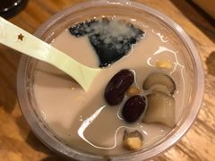 -八婆婆烧仙草(曾厝垵店)