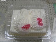 100-红宝石·鲜奶小方·海派西点房(南丹店)