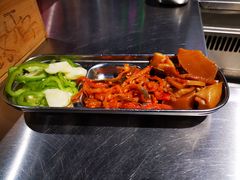 -马路牙子烧烤音乐酒馆(望京店)