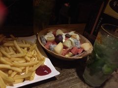 -Helens海伦司小酒馆(红旗南路店)