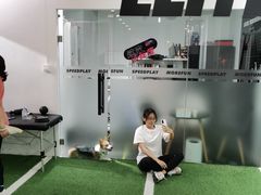-汗水空间私教健身连锁(SM广场店)