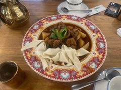 沙湾大盘鸡-塔哈尔·新疆盛宴(城西银泰店)