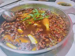 特色红油锅-川道拐耗儿鱼(置信路店)