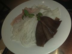 -辣伍鲜毛肚老火锅(元一店)