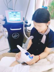 -Lily纤美·科技减脂中心