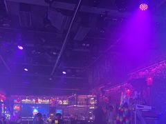 -喜鹊音乐酒馆(西街店)
