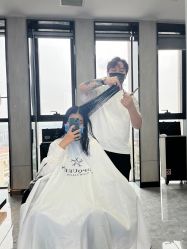 -TOP HAIR SALON