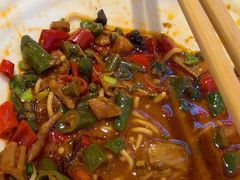 -犟一碗双椒鸡面(得意世界店)