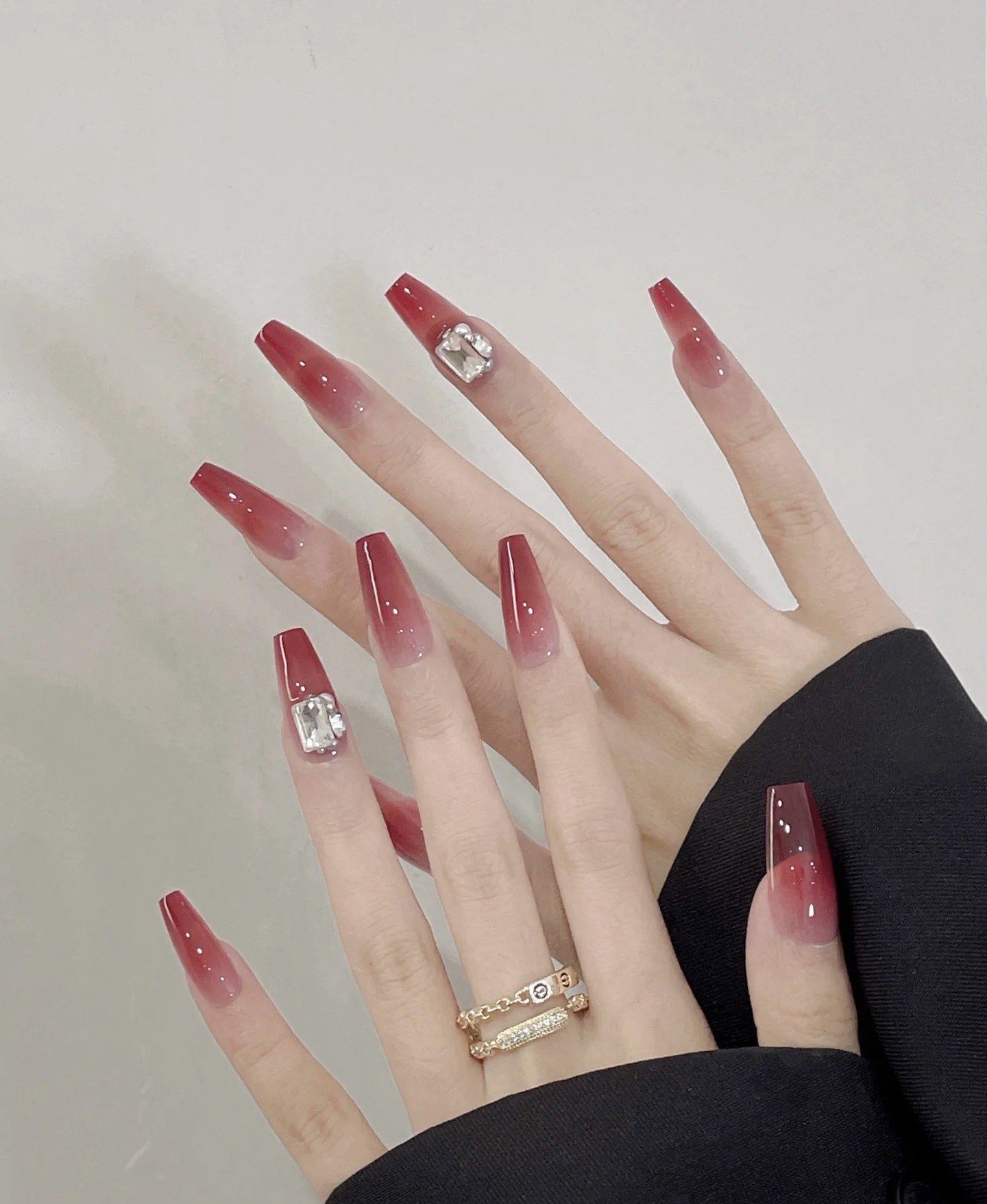 显白美甲款式 #气质美甲 #好看的美甲