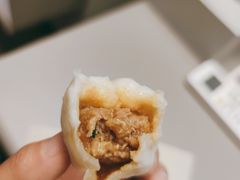 肉包-红帽叔叔包子