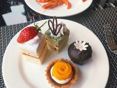 -棕榈阁·巴西烤肉海鲜自助餐厅(中州皇冠假日酒店)