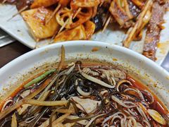 -老赵太太麻辣烫涮肚馆(大经路店)