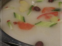 -佰人王串串香火锅(洋珠巷店)