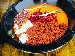 -虎贲三拖八老火锅(洋人街店)