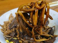 -珠宝街老左杂酱面馆