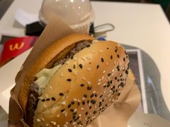 -麦当劳(七宝乐购店)