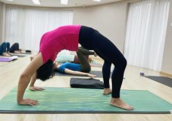 -酉嘉瑜伽YO+YOGA