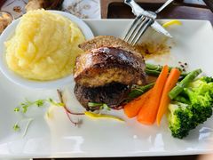 牛里脊配鹅肝-宝莱纳餐厅(滨江店)