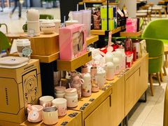 零售区-星巴克臻选(北京银泰店)