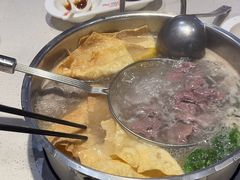 -浪里寻·臻牛养生牛肉火锅(方圆荟店)