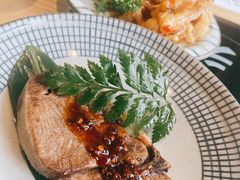 -枝魯枝魯自助料理