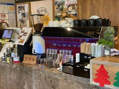 -ZING COFFEE 镜咖啡