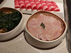 -海底捞火锅鲜切牛肉主题店(长寿路店)