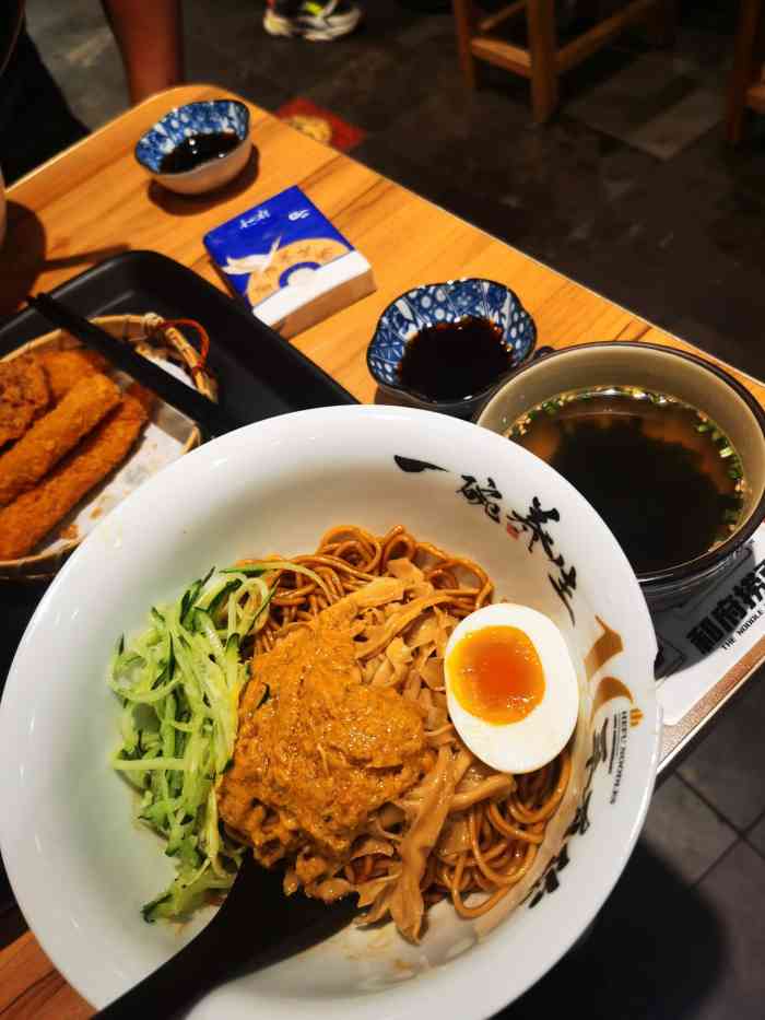 和府捞面(长安商场店)-"面还是一样的碗大,面可以续加,但是基本也.