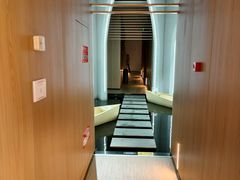 -涨巢·潮玩水疗局