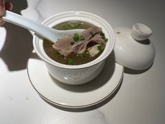清炖牛肉汤-粤香村(清真川菜店)