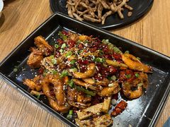 -山楂树融合菜餐厅