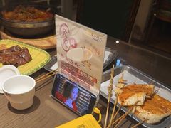 -东口码头·烧鸽子·鱼头泡饼·地方菜(金鹰悦城店)