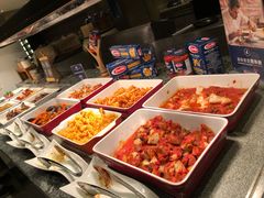 自助取餐区-金海湾自助餐厅(金陵饭店)