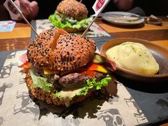 -FAT COW(虹梅路店)
