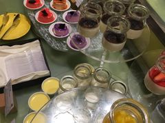 -华邑酒店·鲜艳全日自助餐厅