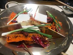 -叁口煮老火锅(东升店)