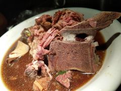 手抓土豪牛大骨-楼兰新疆主题餐厅(苏州中心店)