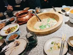 -云荷里·蒸汽石锅鱼·云南菜(中发百旺店)