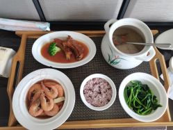 -臻康乃馨月子中心(集美店)