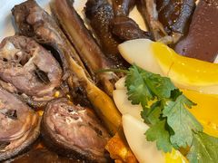 -潮界(LU·ONE凯德晶萃广场店)