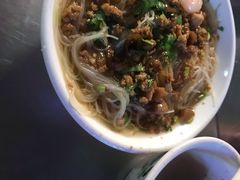 -六合夜市