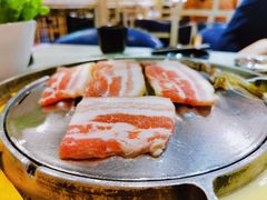 -哈哈碳都·牛肋条无限自助烤肉(台江万达店)
