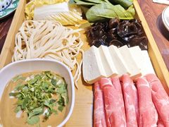 -老北京胡同味道二荤铺(酒仙桥店)
