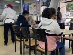 大堂-顶巧鸡汤馄饨(虹口总店)