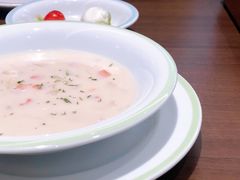 奶油海鲜汤-萨莉亚意式餐厅(杭州滨江天街店)